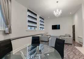 Temple Court Cavern Quarter Apartments