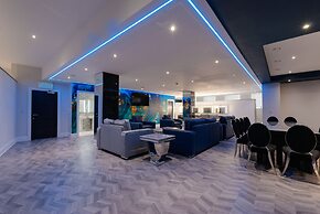 Temple Court Cavern Quarter Apartments