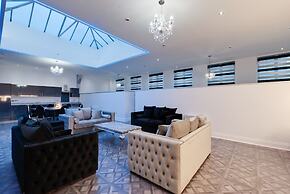 Temple Court Cavern Quarter Apartments