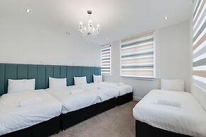 Temple Court Cavern Quarter Apartments