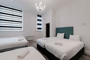 Temple Court Cavern Quarter Apartments