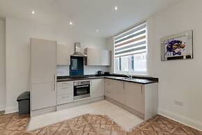 Temple Court Cavern Quarter Apartments