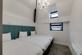 Temple Court Cavern Quarter Apartments