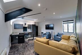 Temple Court Cavern Quarter Apartments