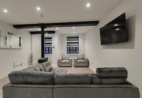 Temple Court Cavern Quarter Apartments
