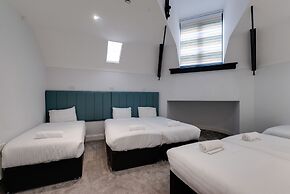 Temple Court Cavern Quarter Apartments