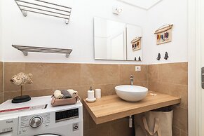 Il Vecchio Faro Vale 150mt From The Beach