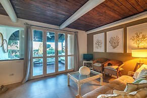 Il Vecchio Faro Vale 150mt From The Beach