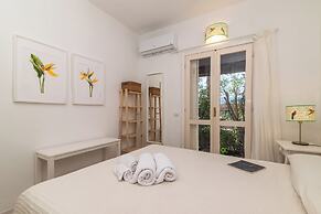 Il Vecchio Faro Vale 150mt From The Beach