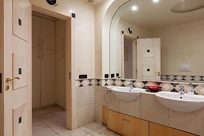 Villa Golia Pool Jacuzzi and Sauna