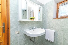 Piazzetta Mono Porto 50m From The Beach