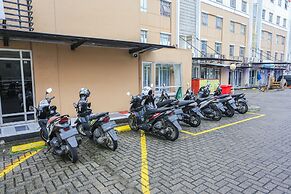 OYO 93645 Akasia Budget