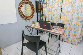 OYO 93645 Akasia Budget