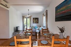 Costa Avithos Mansion