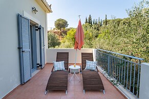 Costa Avithos Mansion