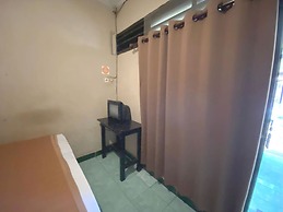 OYO 93647 Bale Gajog Near SDN 2 SEKAROH