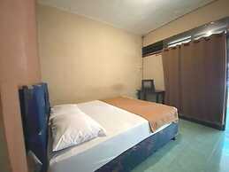 OYO 93647 Bale Gajog Near SDN 2 SEKAROH