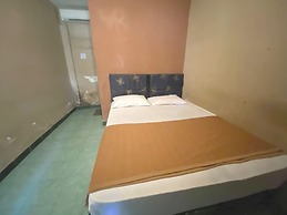 OYO 93647 Bale Gajog Near SDN 2 SEKAROH