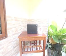 SPOT ON 93651 Losmen Ida Near PT. Narmada Awet Muda (Pabrik Lingsar)