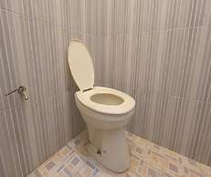 SPOT ON 93651 Losmen Ida Near PT. Narmada Awet Muda (Pabrik Lingsar)