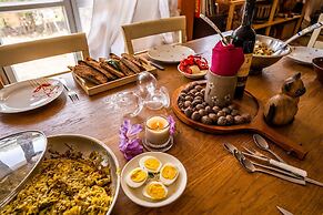 Loveneel Sea Galilee Retreat by SeaNRent