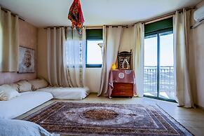 Loveneel Sea Galilee Retreat by SeaNRent