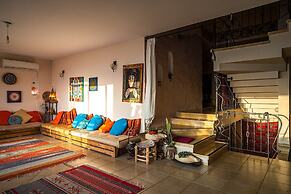 Loveneel Sea Galilee Retreat by SeaNRent