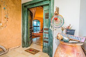 Loveneel Sea Galilee Retreat by SeaNRent