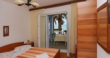 Tomo 1 - at the Beach - RA2