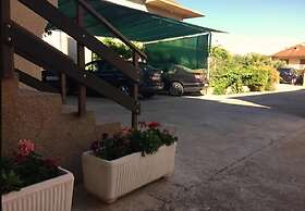 Ognjen - Family Apartments With Free Parking - R1