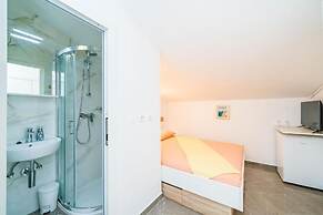 Bari - 10 km From Airport - R3