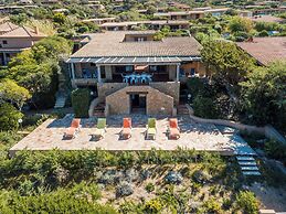 Costa Paradiso Resort