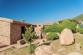Costa Paradiso Resort