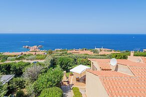 Costa Paradiso Resort