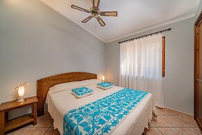 Costa Paradiso Resort