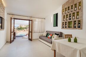 Costa Paradiso Resort