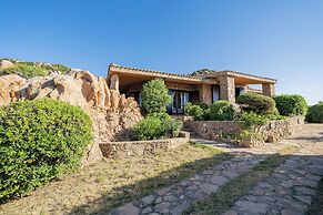 Costa Paradiso Resort