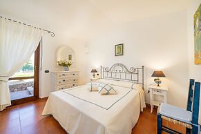 Costa Paradiso Resort