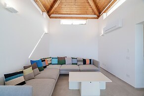 Costa Paradiso Resort