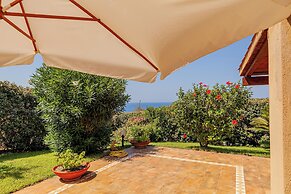 Costa Paradiso Resort