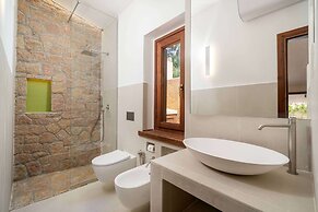 Costa Paradiso Resort