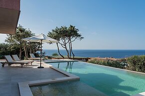 Costa Paradiso Resort