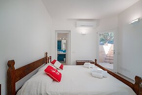 Costa Paradiso Resort