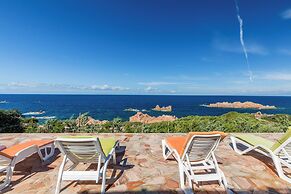Costa Paradiso Resort