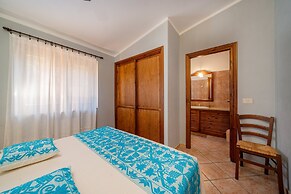 Costa Paradiso Resort