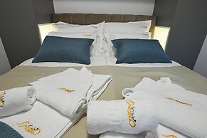 Luxury Villas Travera