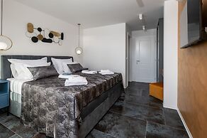 Luxury Villas Travera