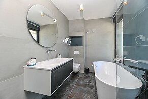 Luxury Villas Travera