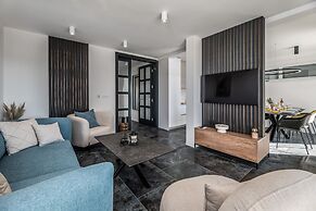 Luxury Villas Travera