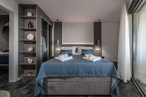 Luxury Villas Travera